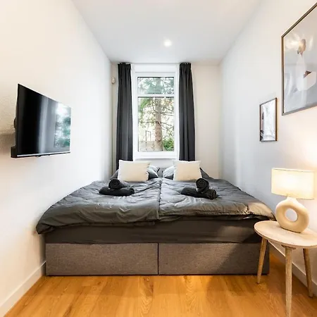 2 Bis 4 Personen, Wlan, Tv *