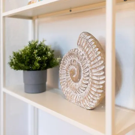 2 Bis 4 Personen, Wlan, Tv