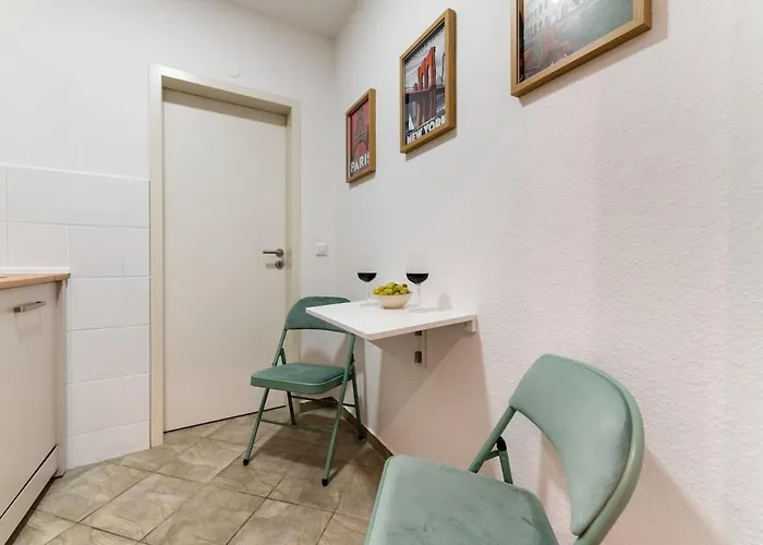 2 Bis 4 Personen, Wlan, Tv Apartment Dresden