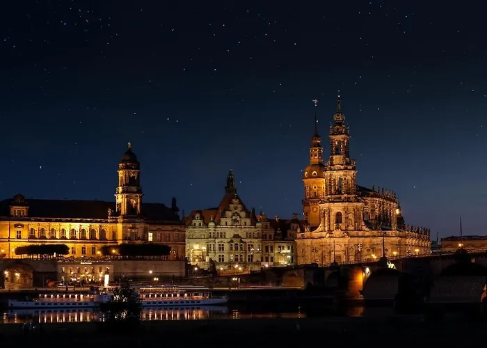 2 Bis 4 Personen, Wlan, Tv * Dresden