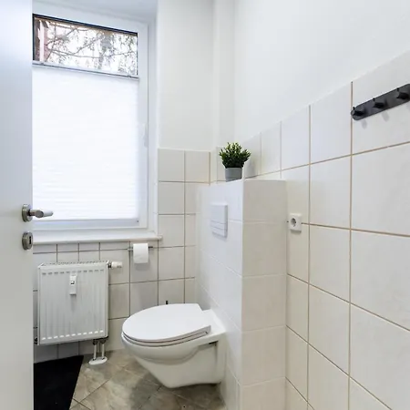 2 Bis 4 Personen, Wlan, Tv *